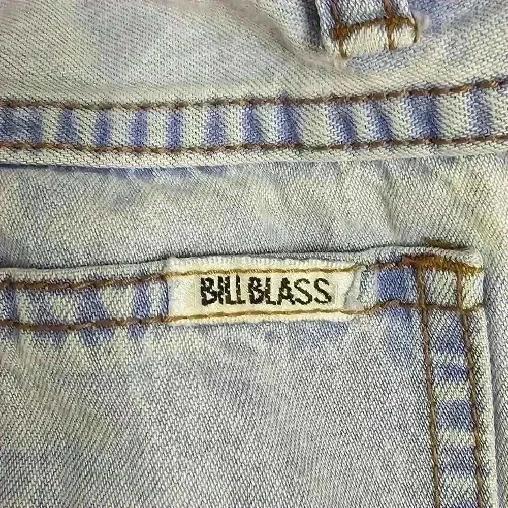 Vintage Bill Blass Cuffed Jean Shorts Size 12 - Picture 4 of 11
